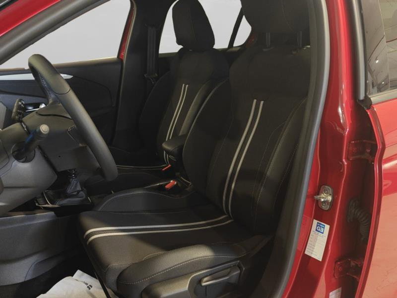 Opel Corsa usata a Genova (9)