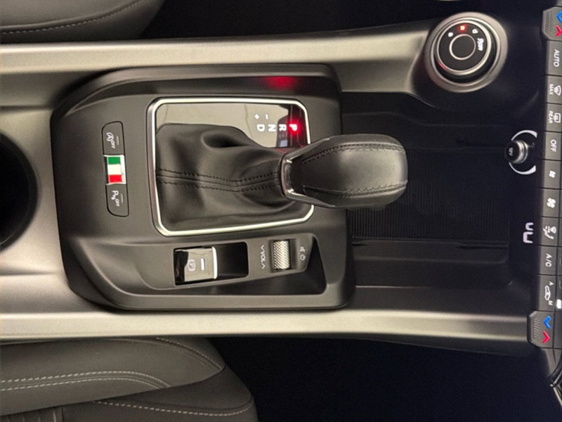 Alfa Romeo Tonale usata a Pisa (11)