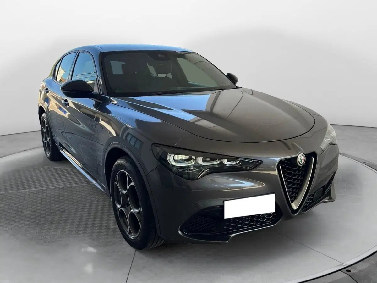 Alfa Romeo Stelvio usata a Pisa