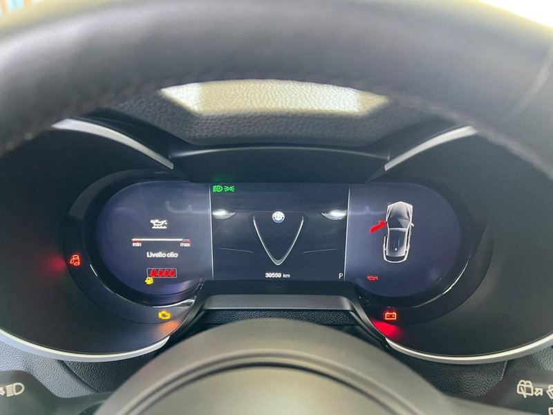 Alfa Romeo Stelvio usata a Pisa (5)