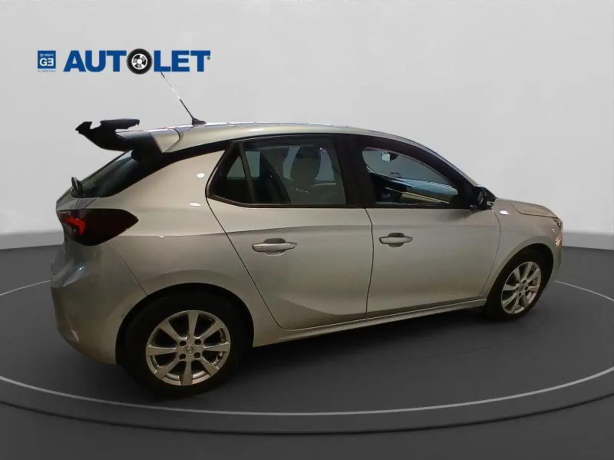 Opel Corsa usata a Genova (4)