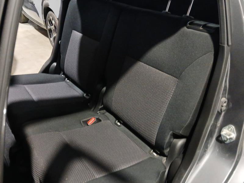 Suzuki Ignis usata a Genova (10)