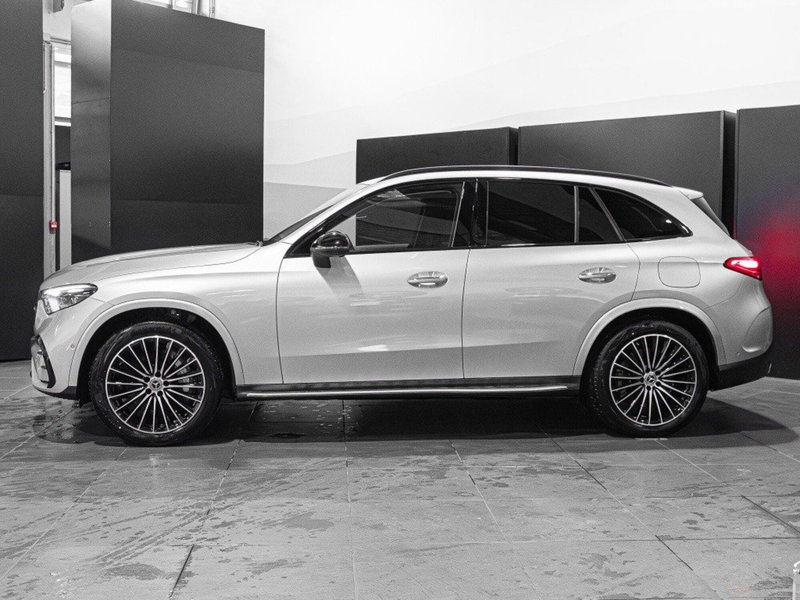 Mercedes-Benz GLC nuova a Rimini (2)
