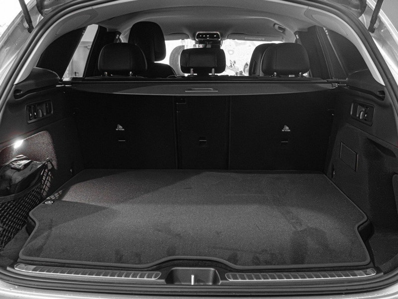 Mercedes-Benz GLC nuova a Rimini (9)