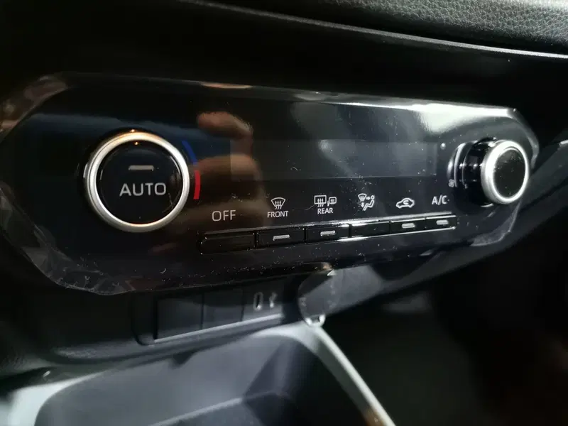 Toyota Aygo X nuova a Salerno (14)