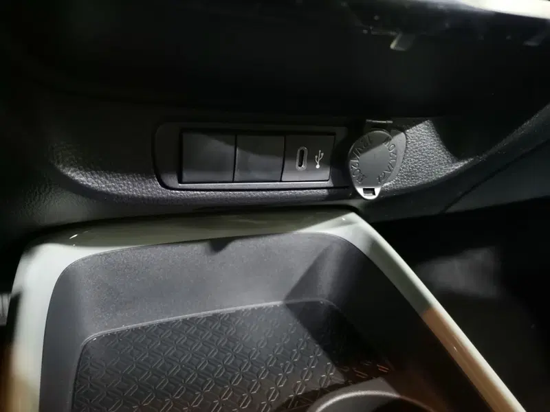 Toyota Aygo X nuova a Salerno (15)