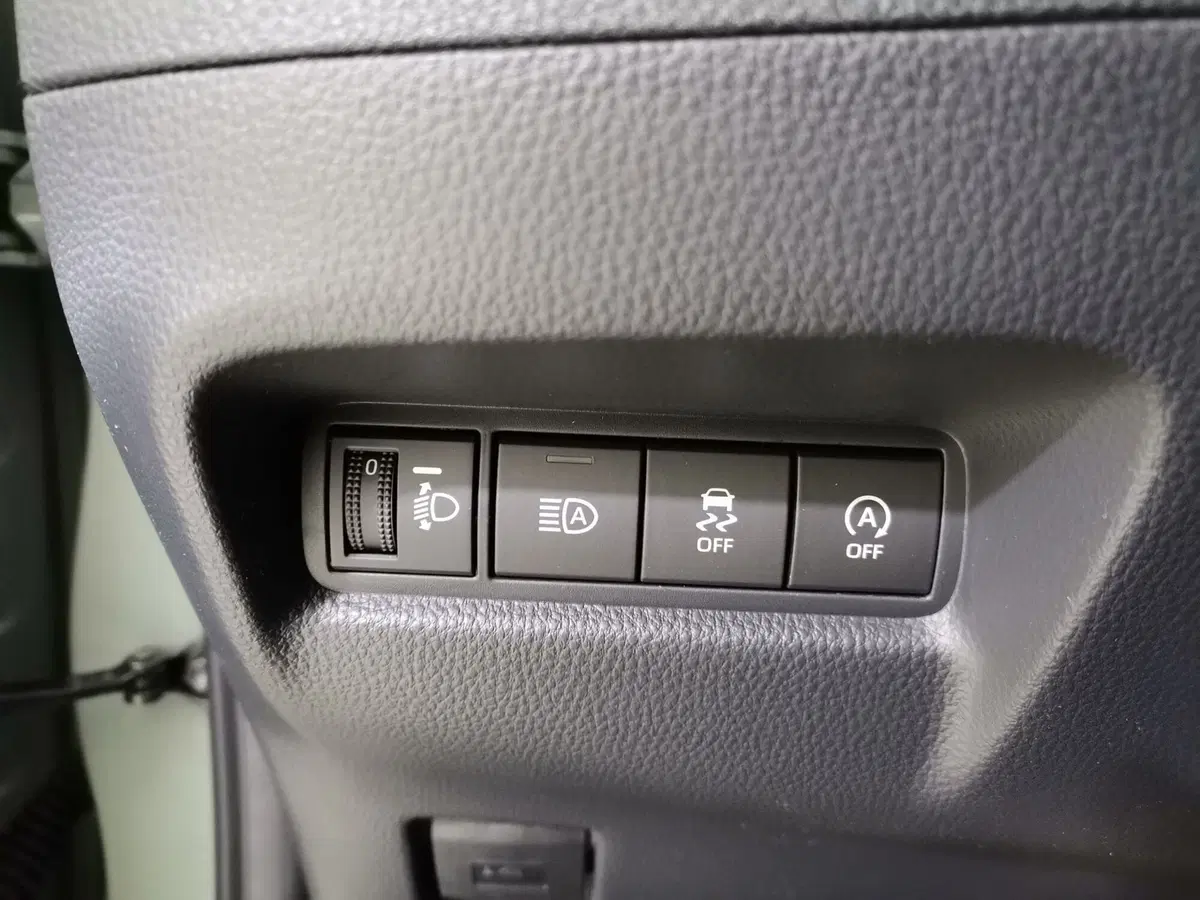 Toyota Aygo X nuova a Salerno (16)
