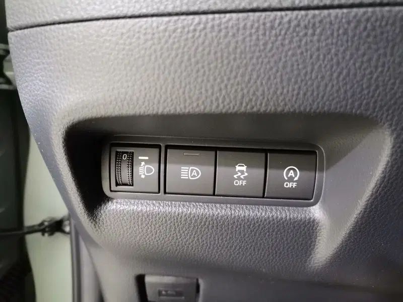 Toyota Aygo X nuova a Salerno (16)