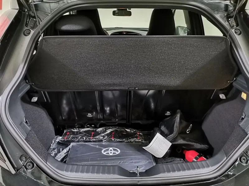 Toyota Aygo X nuova a Salerno (18)
