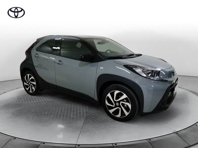 Toyota Aygo X nuova a Salerno (3)
