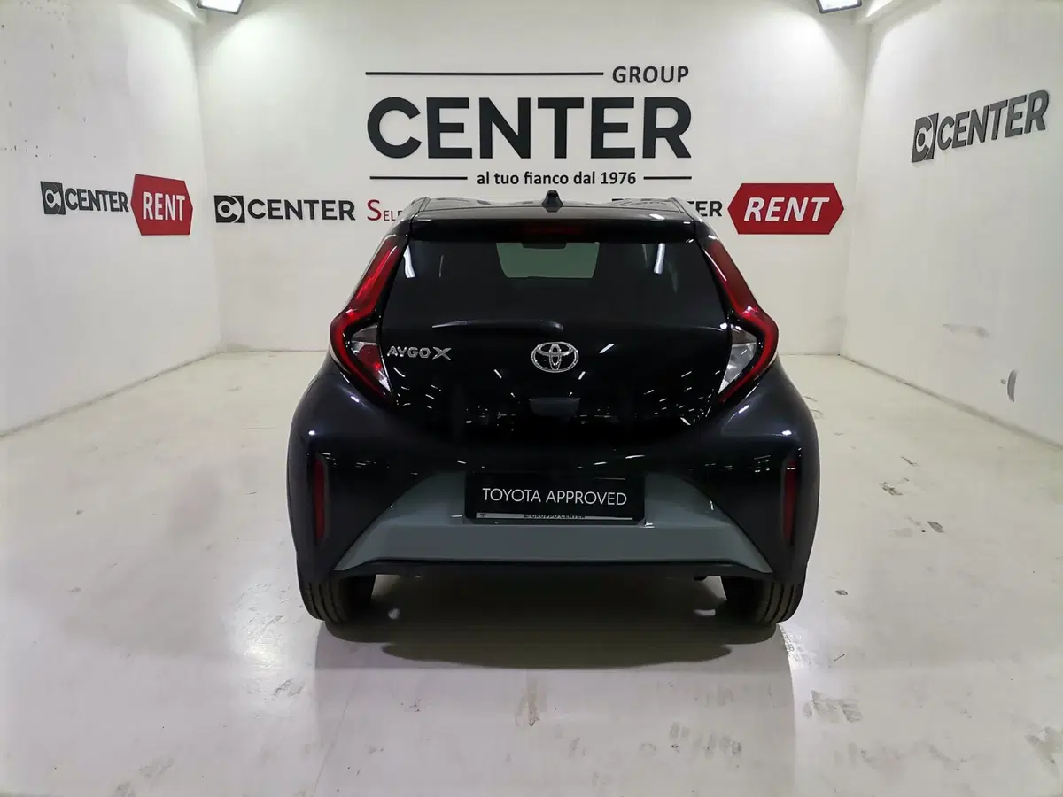 Toyota Aygo X nuova a Salerno (5)