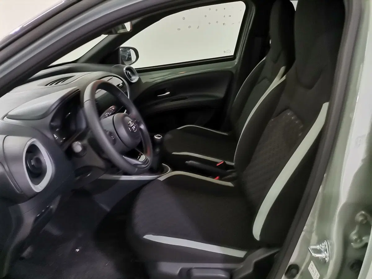 Toyota Aygo X nuova a Salerno (9)