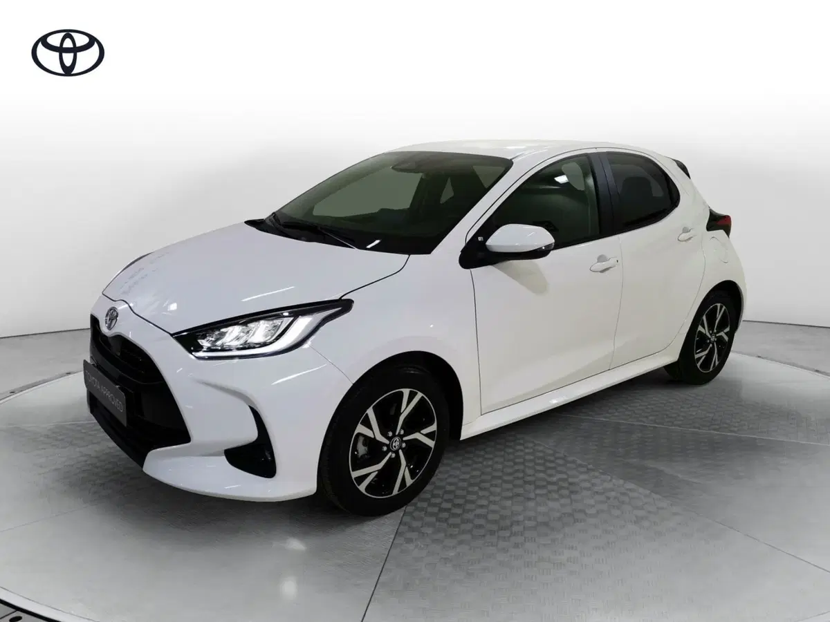 Toyota Yaris nuova a Salerno
