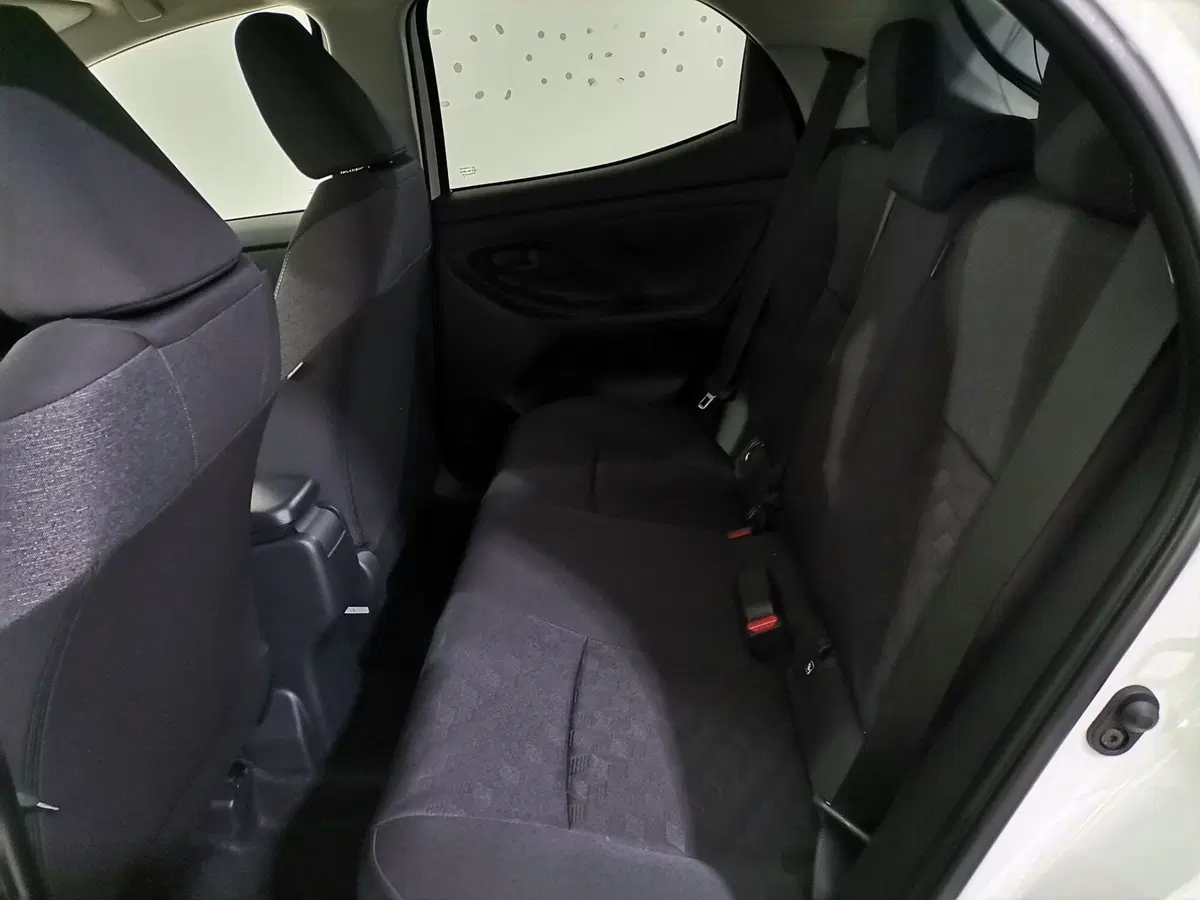 Toyota Yaris nuova a Salerno (10)