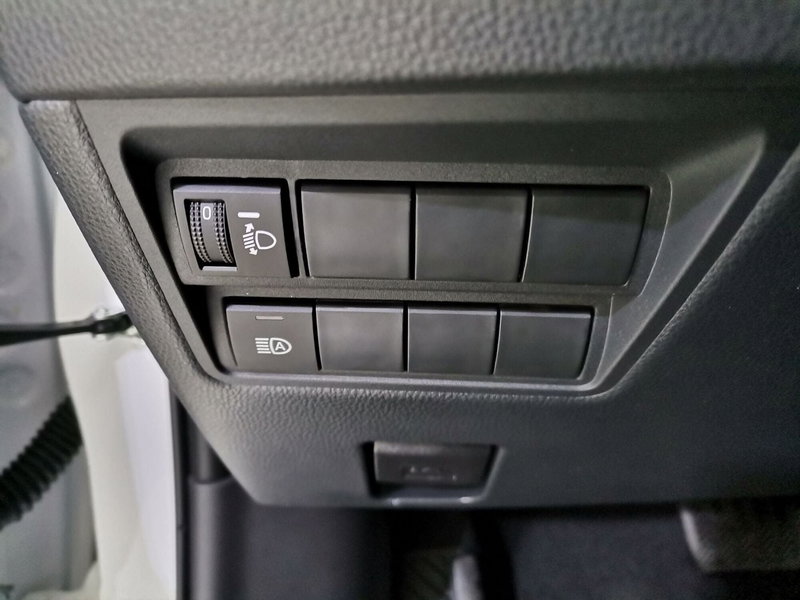 Toyota Yaris nuova a Salerno (17)