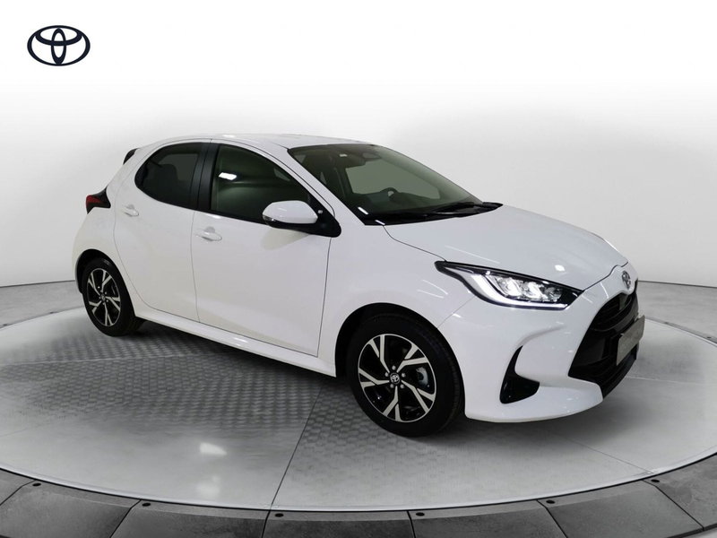 Toyota Yaris nuova a Salerno (3)