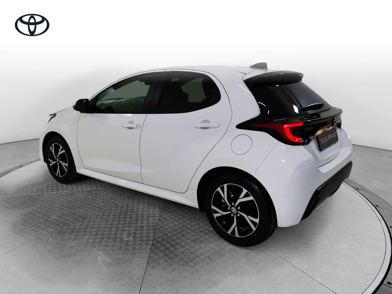 Toyota Yaris nuova a Salerno (4)