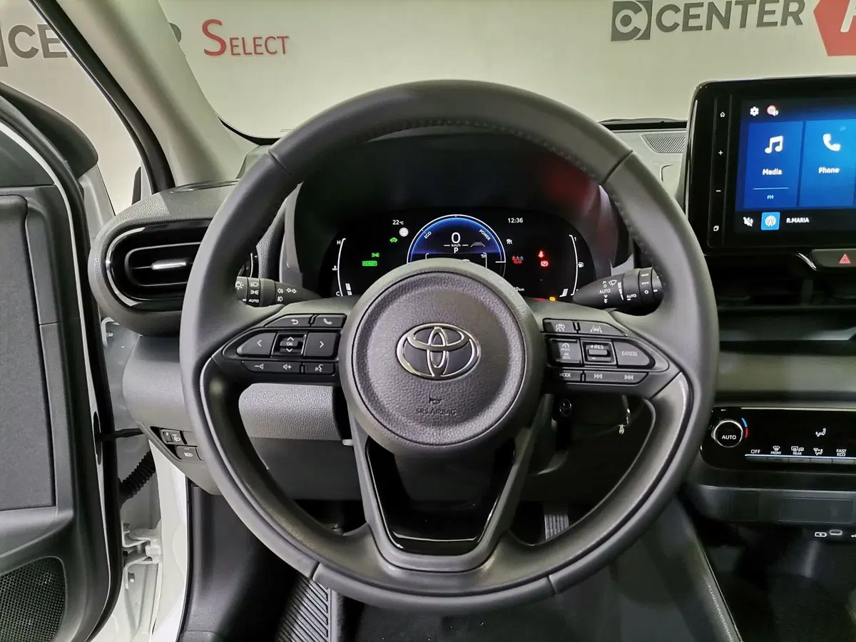 Toyota Yaris nuova a Salerno (8)