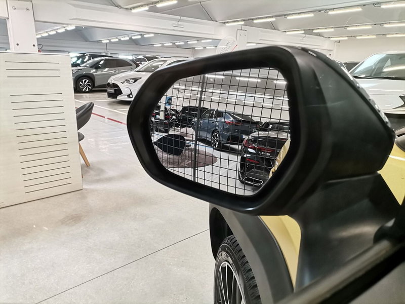 Toyota Yaris Cross usata a Salerno (11)