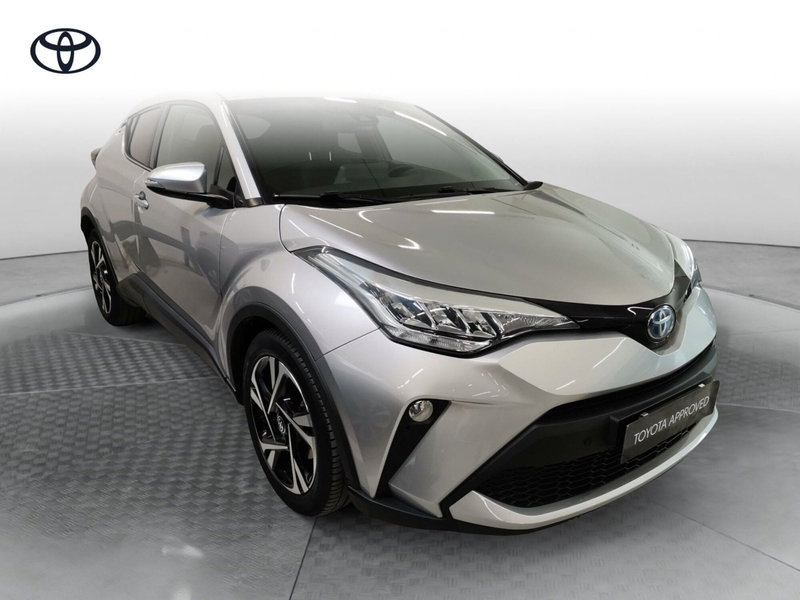 Toyota Toyota C-HR usata a Salerno (3)