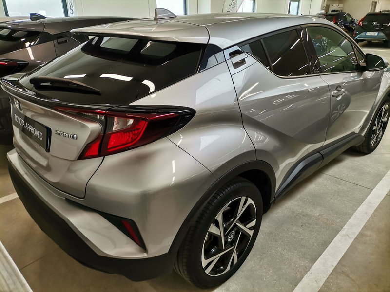 Toyota Toyota C-HR usata a Salerno (6)