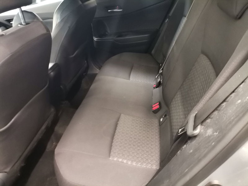 Toyota Toyota C-HR usata a Salerno (9)