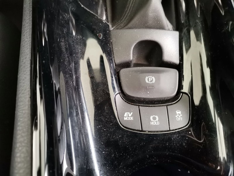 Toyota Toyota C-HR usata a Salerno (12)