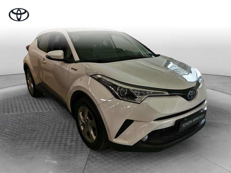 Toyota Toyota C-HR usata a Salerno (2)