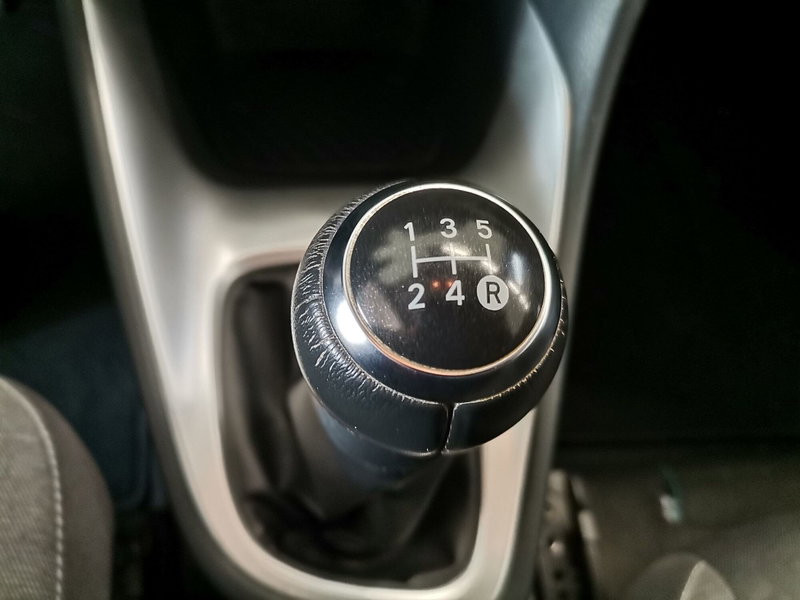 Toyota Yaris usata a Salerno (12)