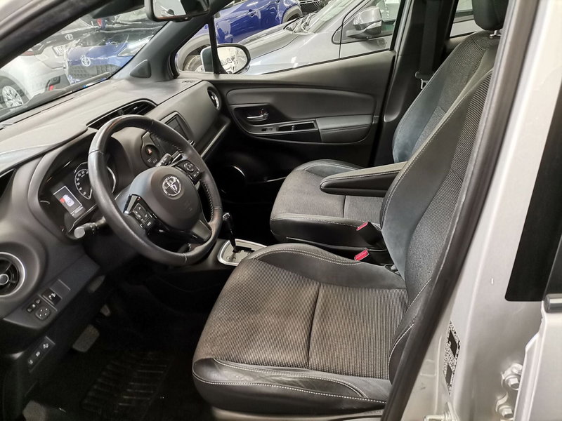 Toyota Yaris usata a Salerno (7)