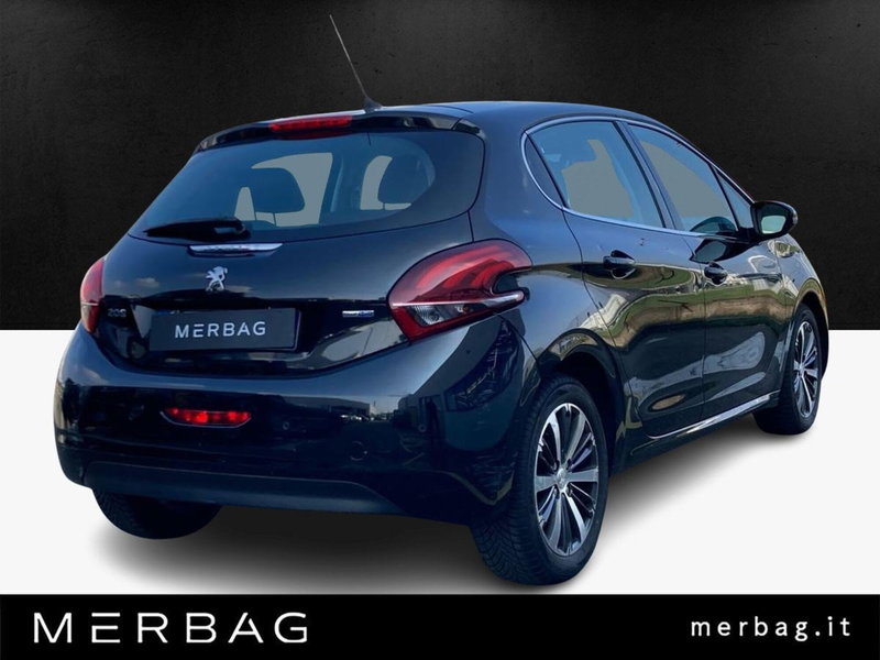 Peugeot 208 usata a Milano (2)