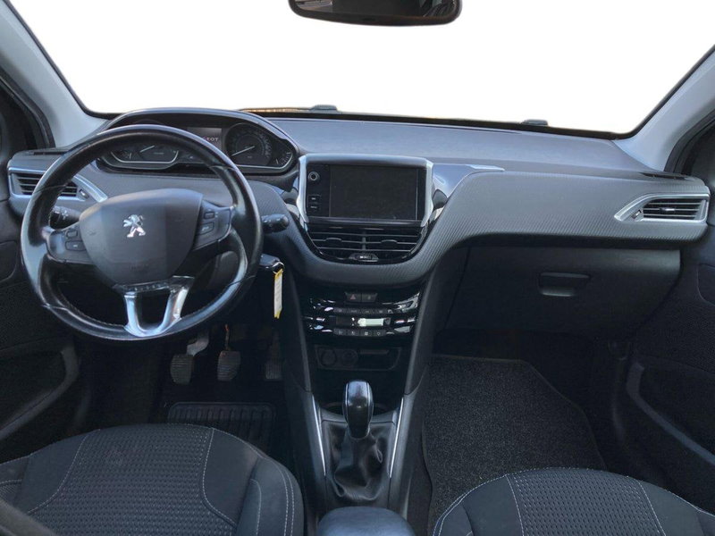 Peugeot 208 usata a Milano (9)