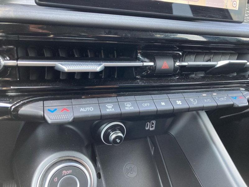 Alfa Romeo Tonale usata a Milano (14)