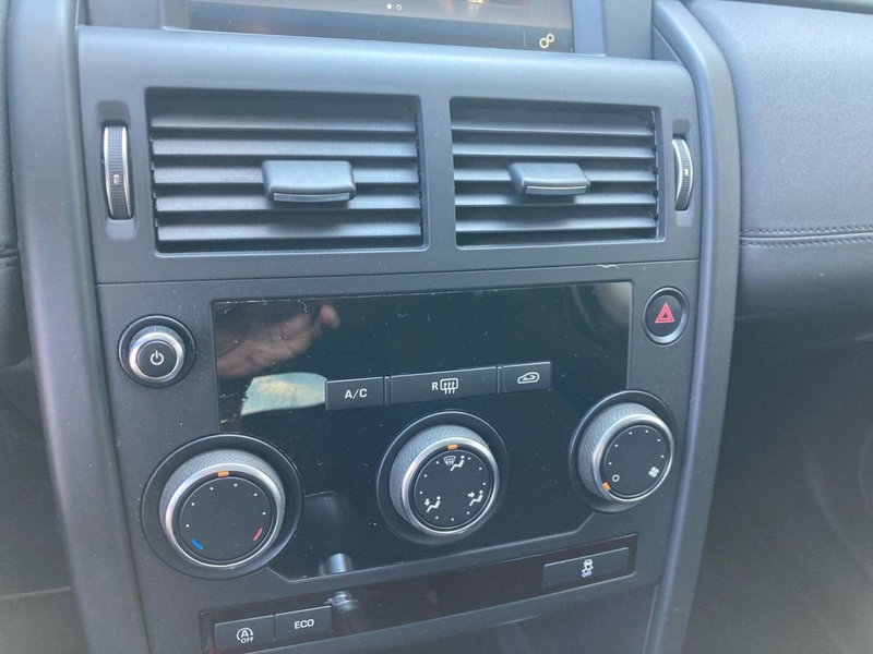 Land Rover Discovery Sport usata a Milano (14)