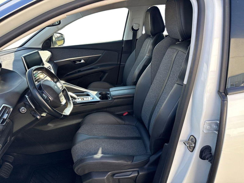 Peugeot 5008 usata a Milano (10)