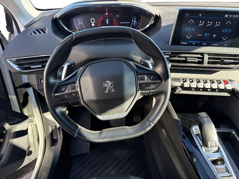 Peugeot 5008 usata a Milano (11)