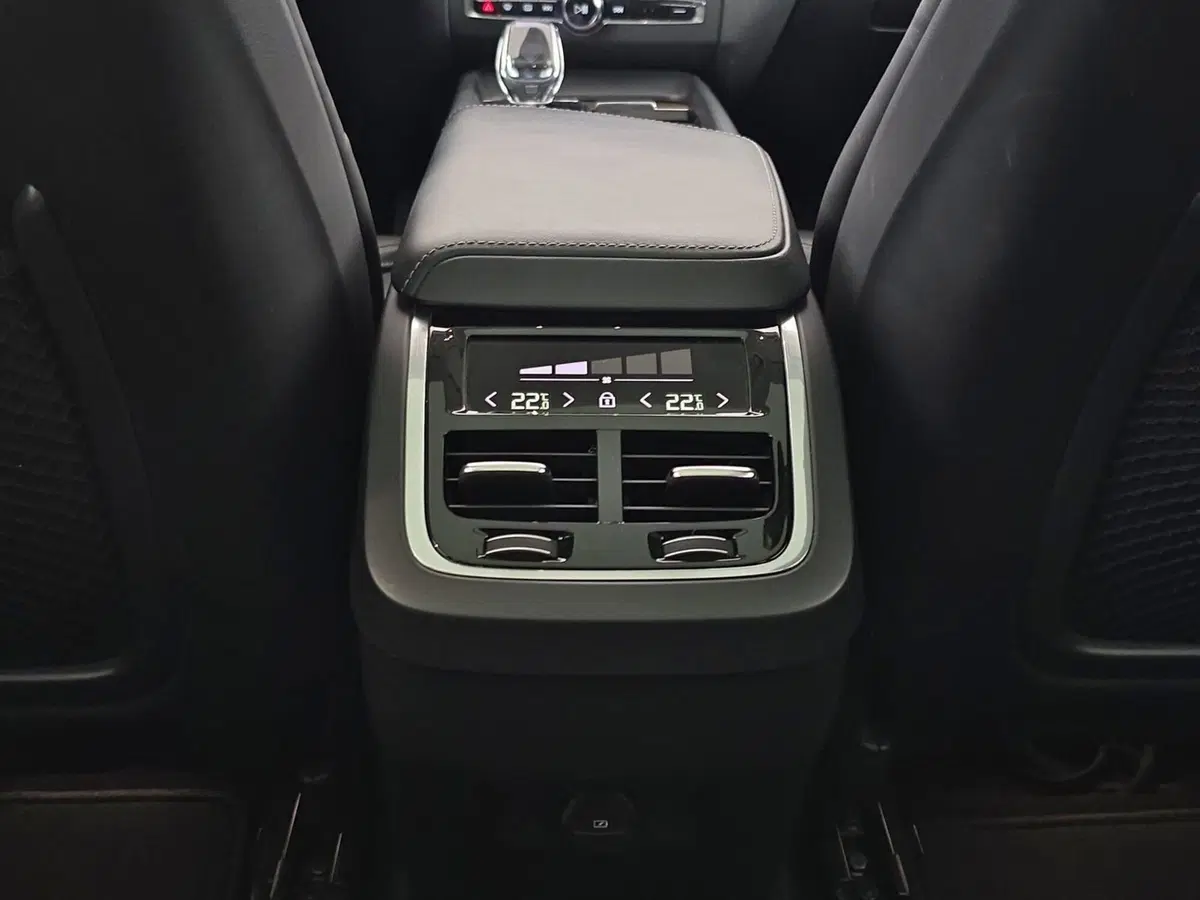 Volvo XC60 usata a Cuneo (20)