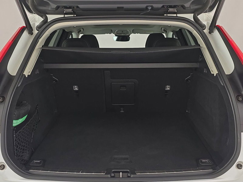 Volvo XC60 usata a Cuneo (8)