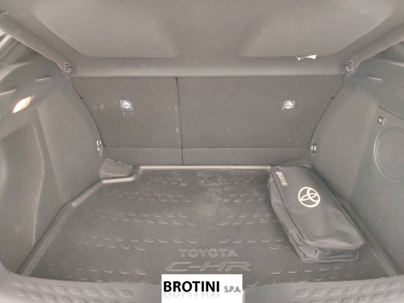 Toyota Toyota C-HR usata a Massa-Carrara (15)