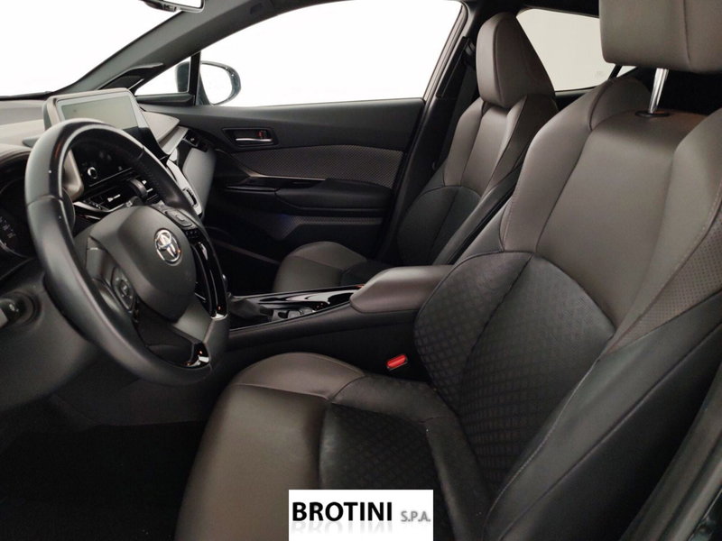 Toyota Toyota C-HR usata a Massa-Carrara (7)