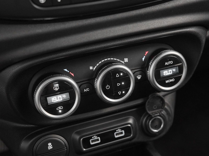 Fiat 500L usata a Prato (18)