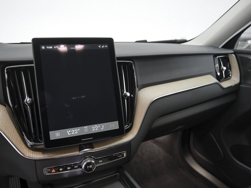Volvo XC60 usata a Prato (12)