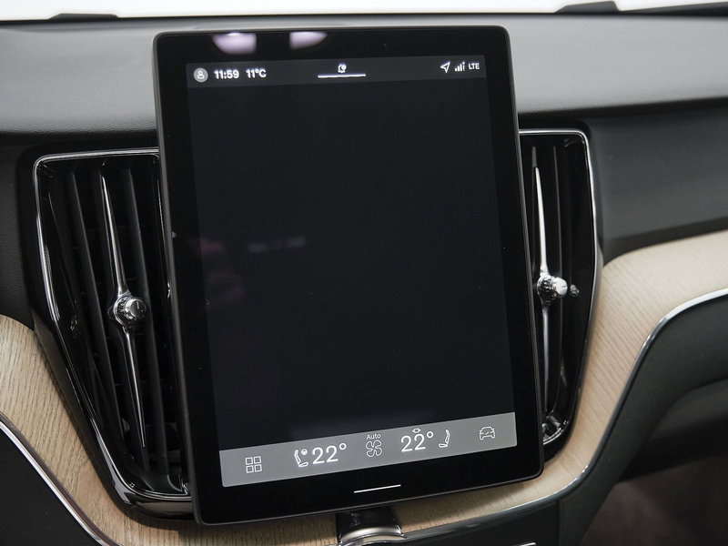 Volvo XC60 usata a Prato (13)