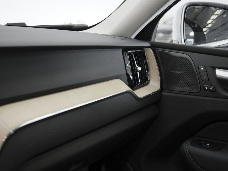 Volvo XC60 usata a Prato (16)