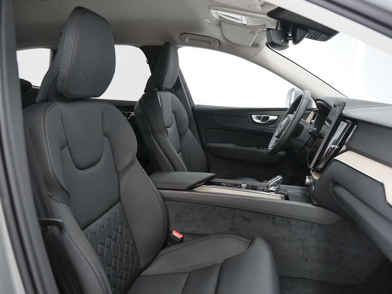 Volvo XC60 usata a Prato (17)