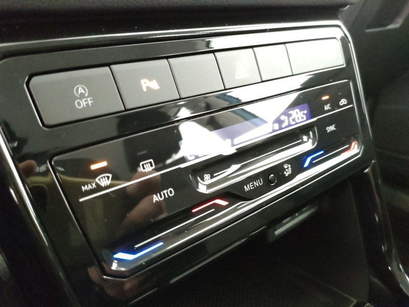 Volkswagen T-Cross usata a Napoli (15)