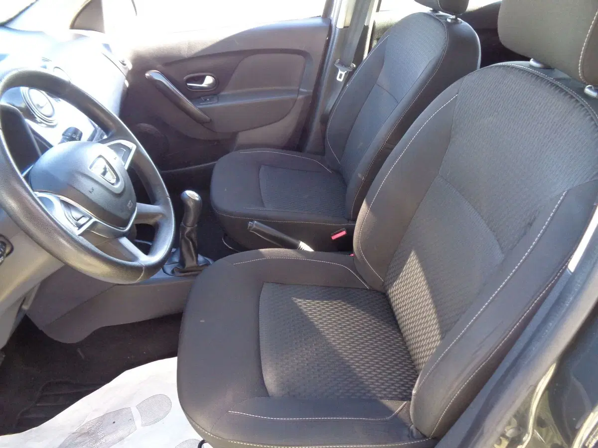 Dacia Sandero usata a Belluno (8)