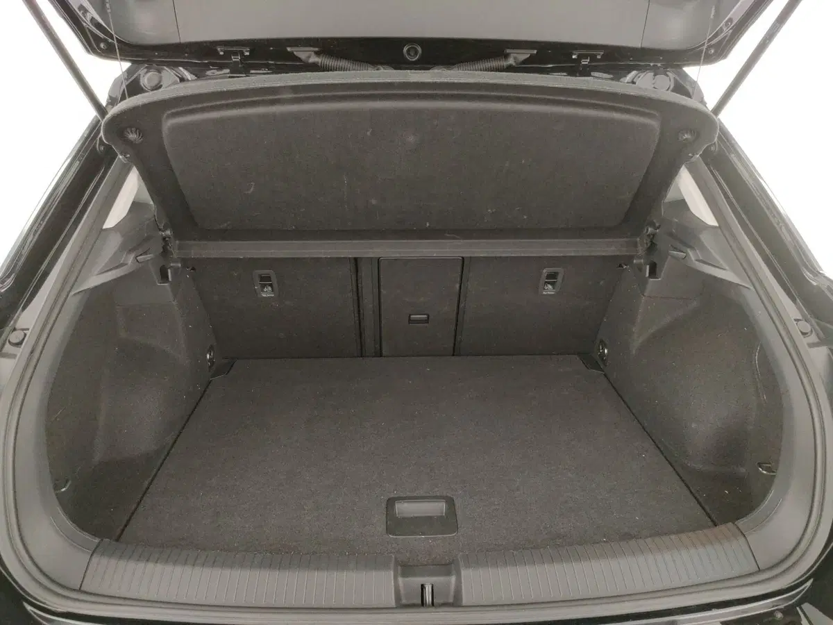 Volkswagen T-Roc usata a Napoli (18)