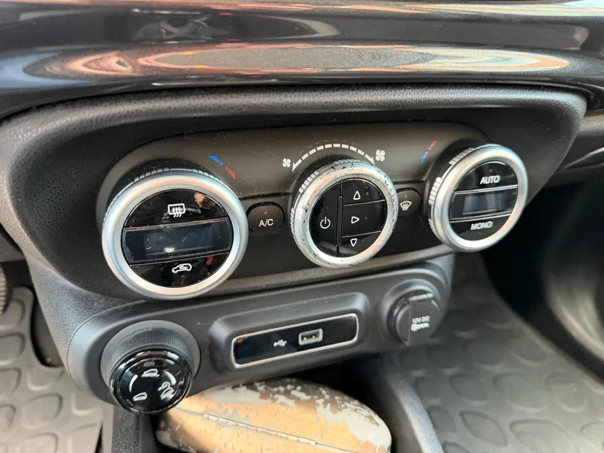 Fiat 500L usata a Salerno (19)