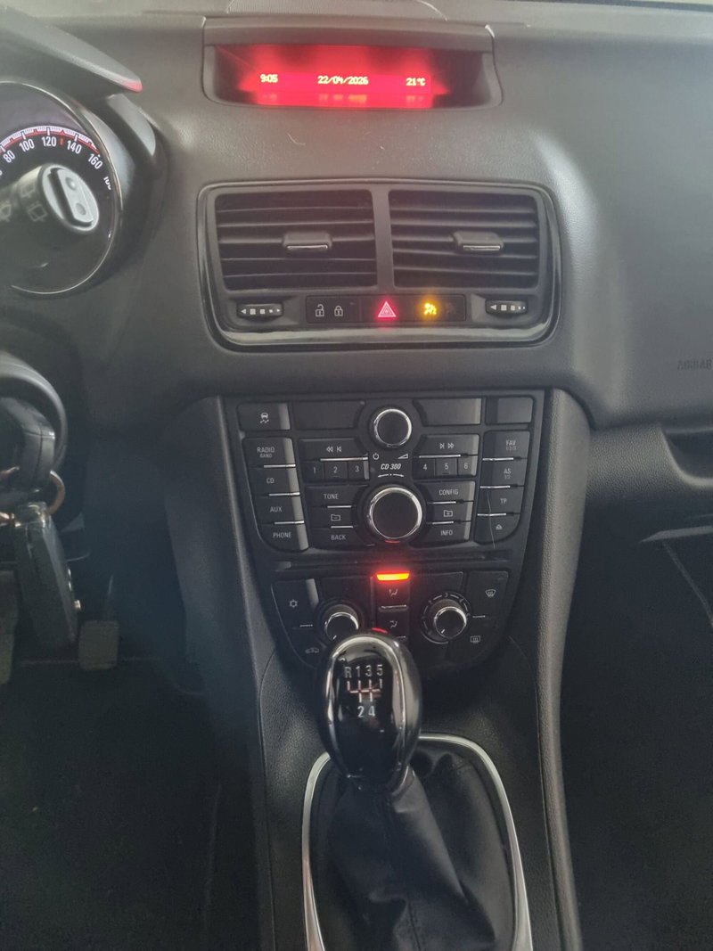 Opel Meriva usata a Cremona (8)